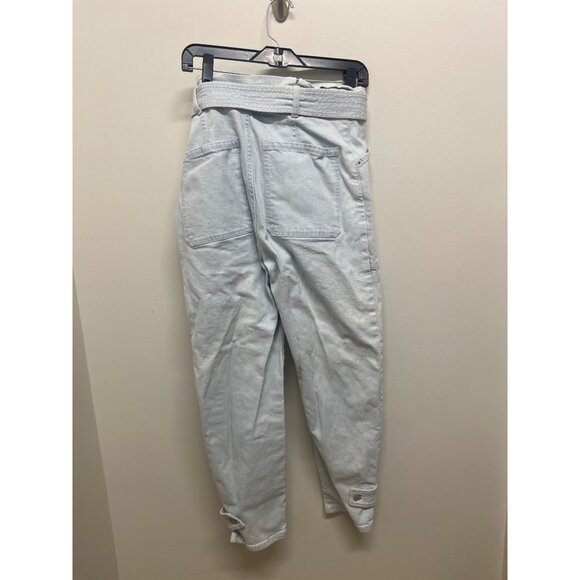 High-Waisted Light Wash Paperbag Waist Jeans With Adjustable Tie Belt For Women - Picture 6 of 10